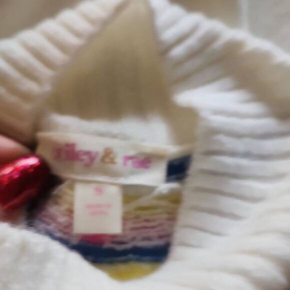 riley & rae Antique White Pullover Turtleneck Sweater,  NWT, Size Small - Picture 7 of 8